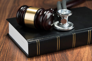 Medical Malpractice : Treating Physician Cannot Be Expert Witness